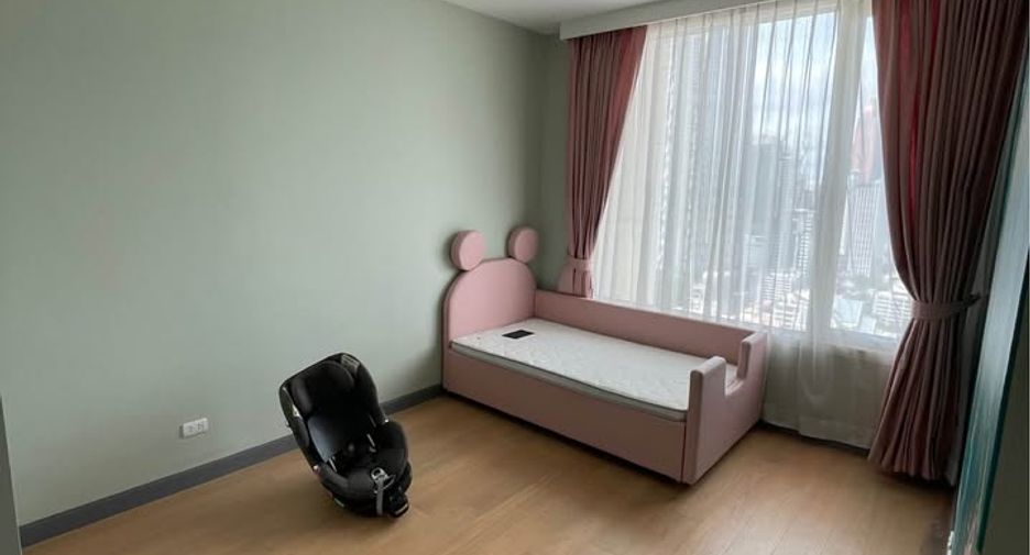 Wohnung zur Miete und zum Kauf mit 3 Zimmer in Sathon, Bangkok