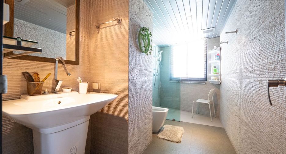 For sale 6 bedrooms condo in Bang Phli, Samut Prakan