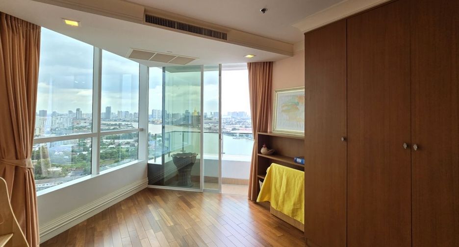 For sale 3 bedrooms condo in Phra Nakhon, Bangkok