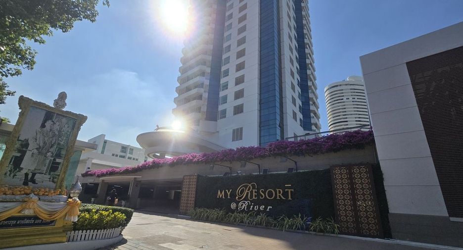 For sale 3 bedrooms condo in Phra Nakhon, Bangkok