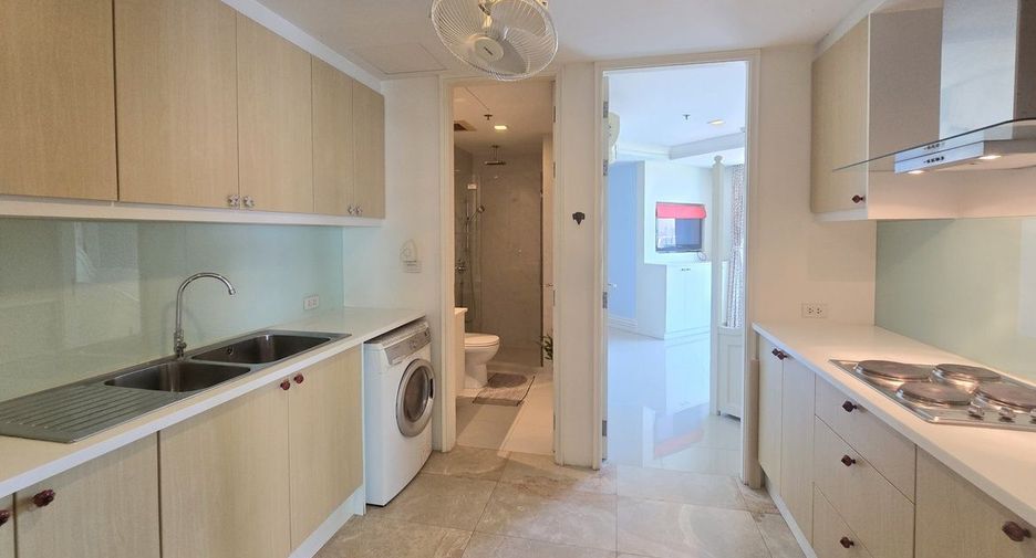 For sale 3 bedrooms condo in Phra Nakhon, Bangkok