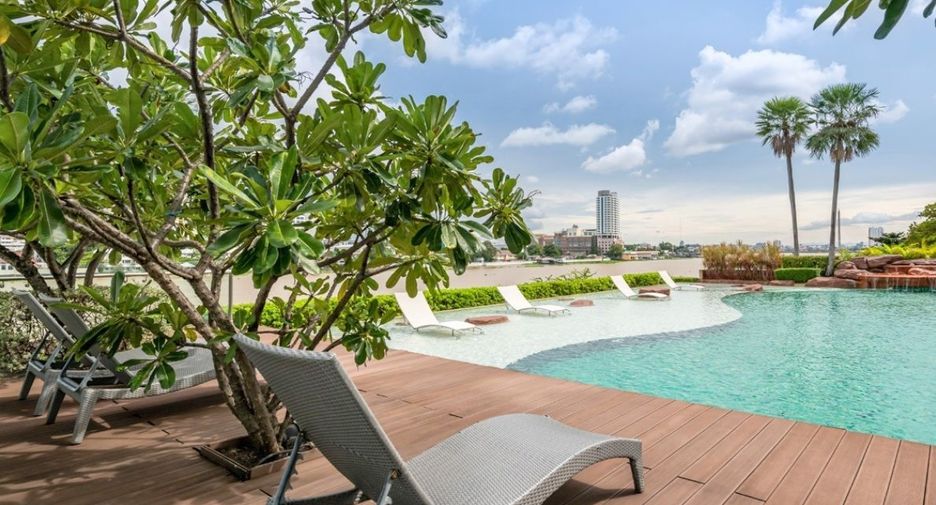 For sale 3 bedrooms condo in Phra Nakhon, Bangkok