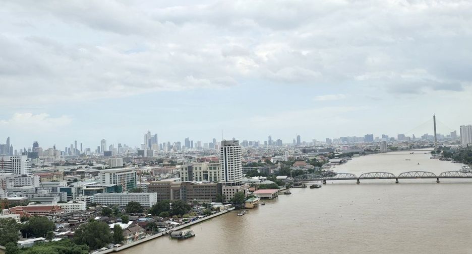 For sale 3 bedrooms condo in Phra Nakhon, Bangkok