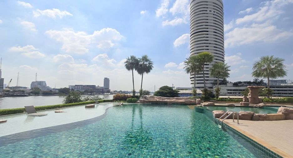 For sale 3 bedrooms condo in Phra Nakhon, Bangkok
