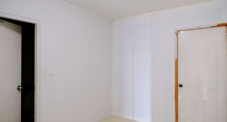 For sale 2 ベッドルーム retail Space in Khlong Luang, Pathum Thani