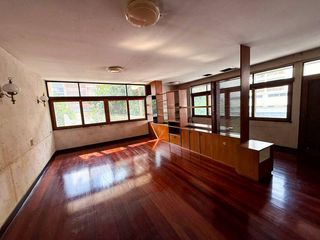 For rent retail Space in Bang Rak, Bangkok