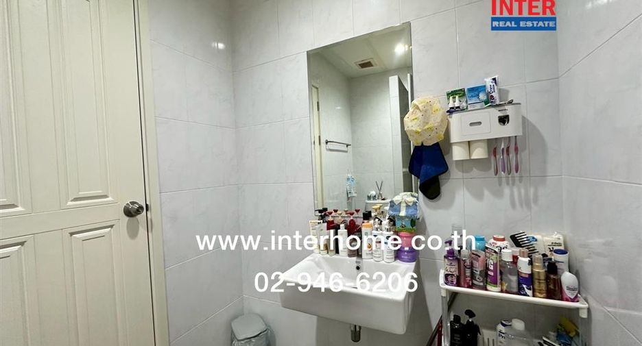 Продажа 2 спальни таунхаус в Khlong Luang, Патумтани