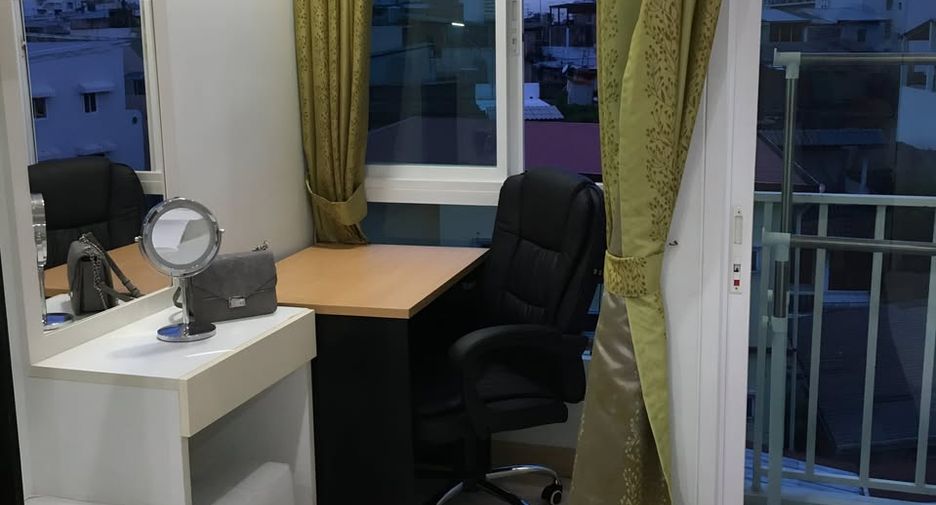 For sale 1 bed condo in Khlong San, Bangkok