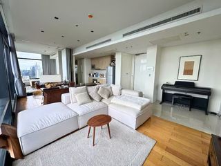 For sale 2 ベッドルーム condo in Watthana, Bangkok
