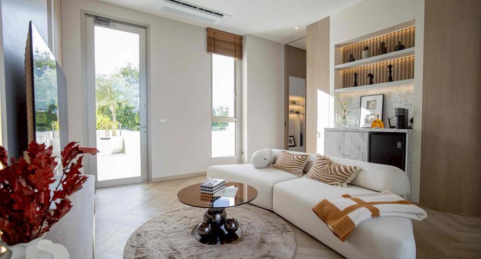 For sale 4 ベッドルーム house in Bang Lamung, Chonburi