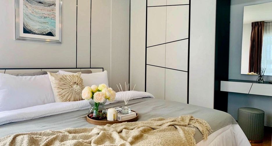 For sale 1 bed condo in Khlong San, Bangkok