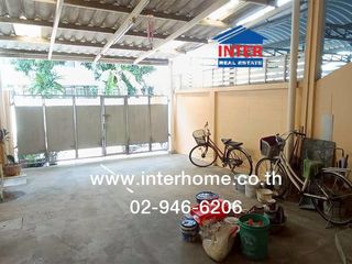 For sale 4 bedrooms townhouse in Din Daeng, Bangkok