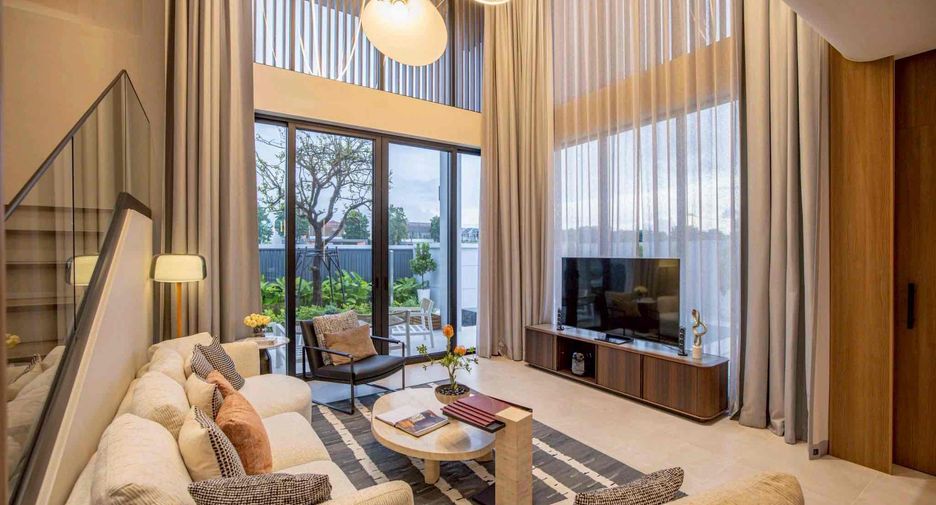 For sale 4 bedrooms house in Bang Lamung, Chonburi