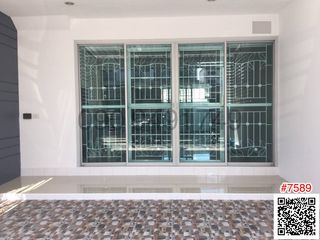 For rent 4 ベッドルーム townhouse in Nong Khaem, Bangkok