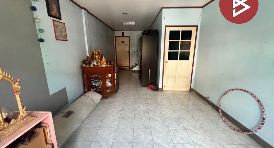 For sale 4 bedrooms retail Space in Rat Burana, Bangkok