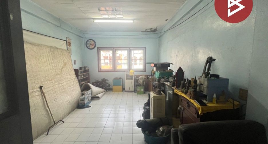 For sale 4 bedrooms retail Space in Rat Burana, Bangkok