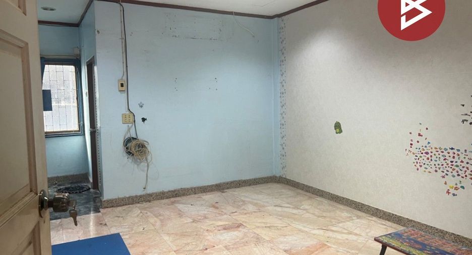 For sale 4 bedrooms retail Space in Rat Burana, Bangkok