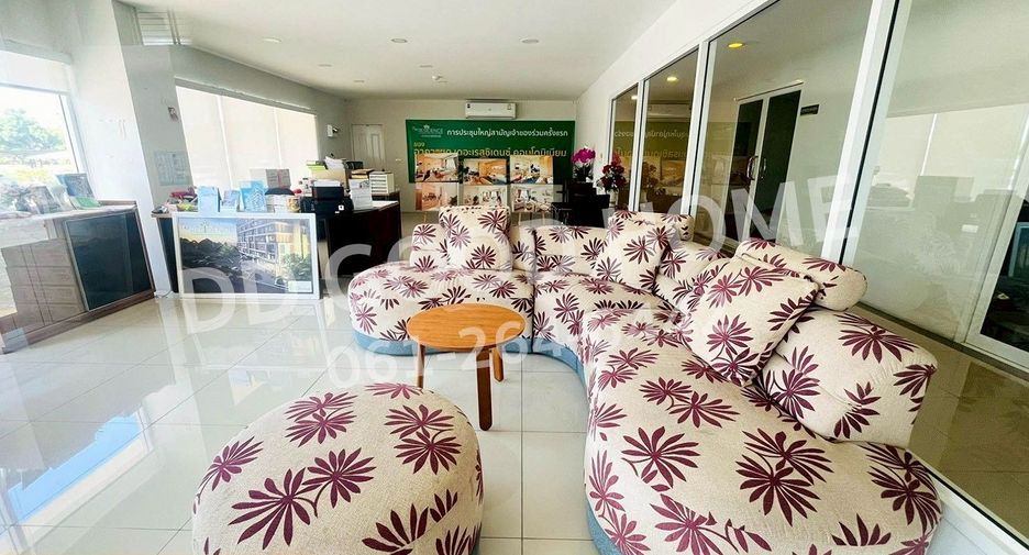 For sale 1 bed condo in Si Racha, Chonburi