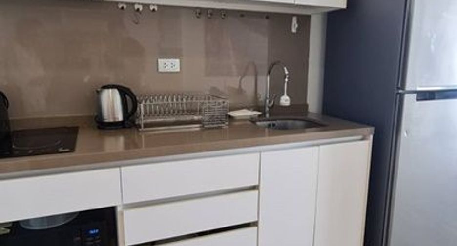 Condo en alquiler de 1 habitaciones en Bang Lamung, Chonburi