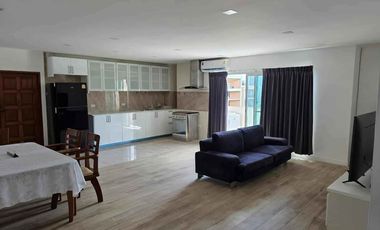 Wohnung zur Miete mit 2 Zimmer in Khlong Toei, Bangkok
