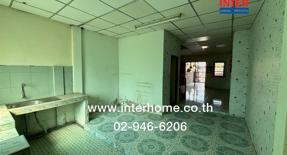 For rent and for sale 2 bedrooms townhouse in Lam Luk Ka, Pathum Thani