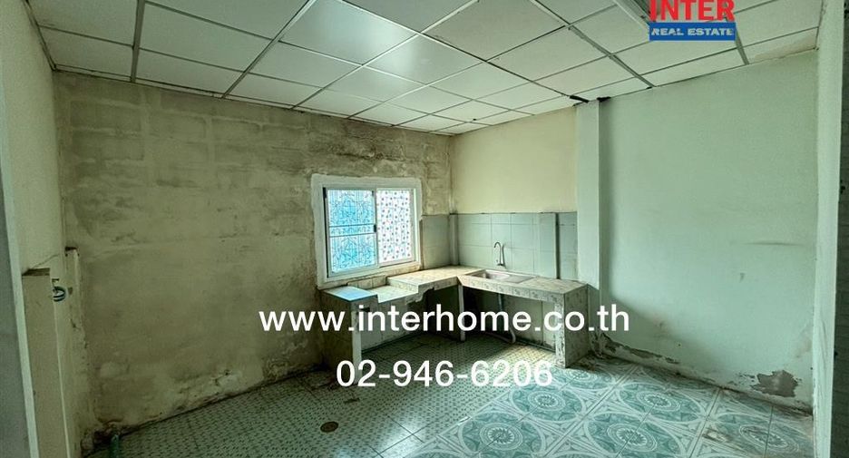 For rent and for sale 2 bedrooms townhouse in Lam Luk Ka, Pathum Thani