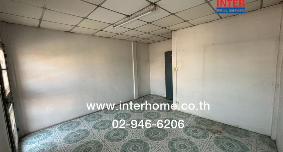 For rent and for sale 2 bedrooms townhouse in Lam Luk Ka, Pathum Thani