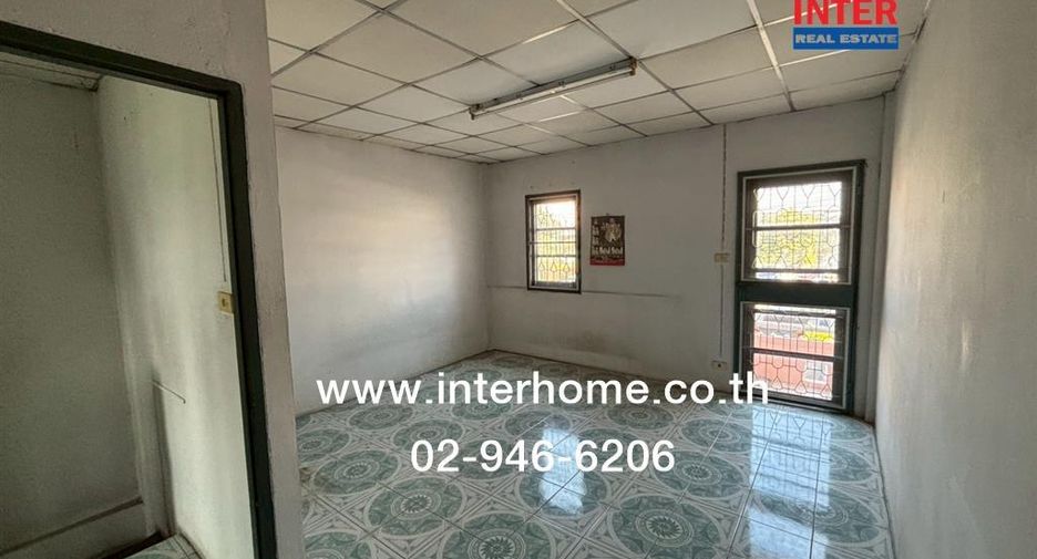 For rent and for sale 2 bedrooms townhouse in Lam Luk Ka, Pathum Thani