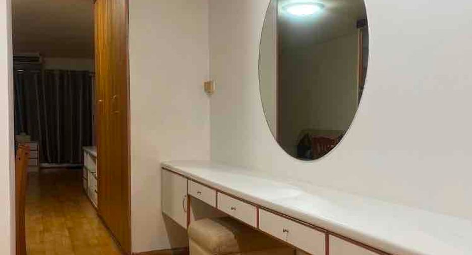 For sale 1 bed condo in Chatuchak, Bangkok
