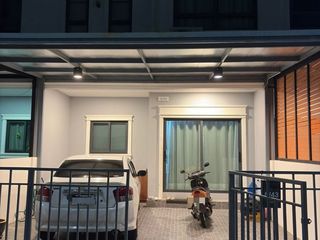Reihenhaus zum Kauf mit 3 Zimmer in Mueang Chon Buri, Chonburi