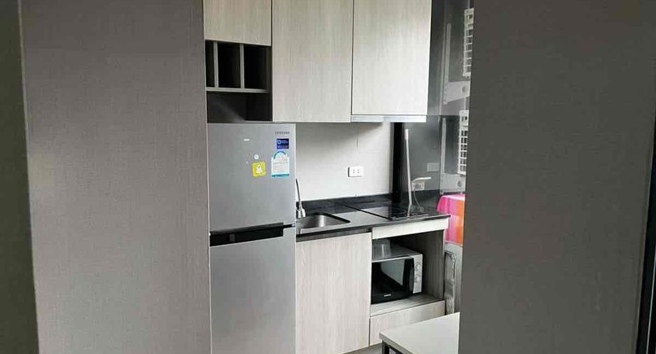 À vendre 1 chambre condo à Din Daeng, Bangkok