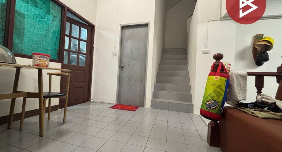 For sale 2 bedrooms townhouse in Thanyaburi, Pathum Thani