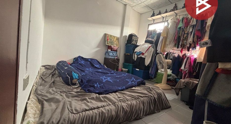 For sale 2 bedrooms townhouse in Thanyaburi, Pathum Thani