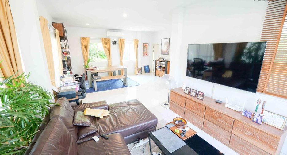 For sale 3 bedrooms house in Khan Na Yao, Bangkok