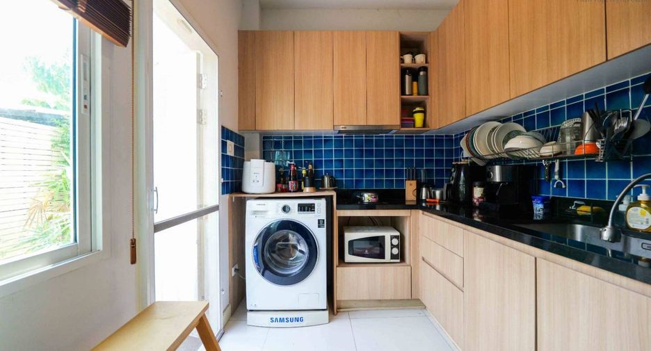For sale 3 bedrooms house in Khan Na Yao, Bangkok