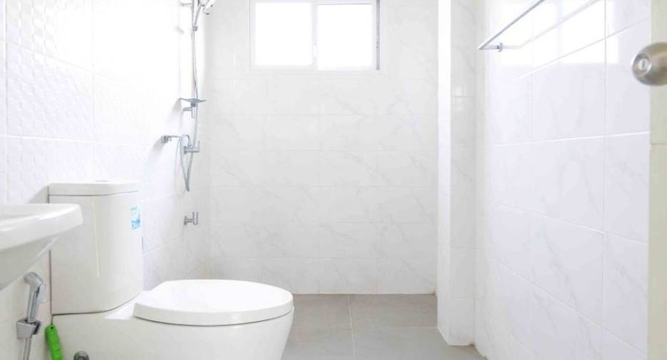 For sale 3 bedrooms house in Khan Na Yao, Bangkok