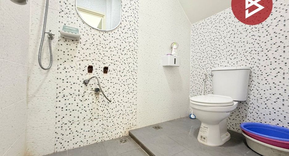 Продажа 3 спальни таунхаус в Sam Phran, Накхонпатхом