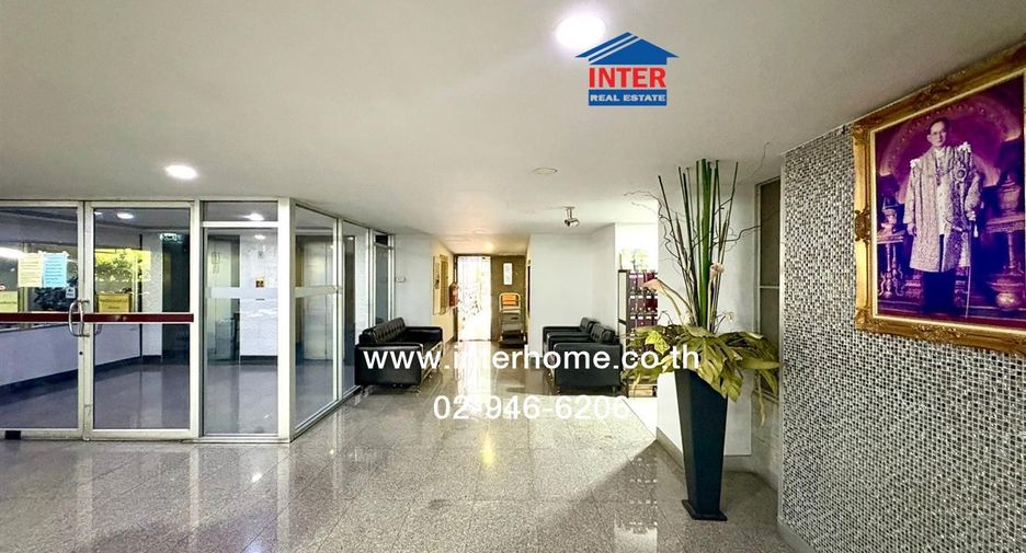 For sale 1 bed condo in Huai Khwang, Bangkok