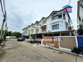 出售 4 卧室 联排别墅 在 Chatuchak, 曼谷