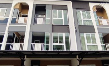For sale 3 bedrooms townhouse in Bang Phli, Samut Prakan