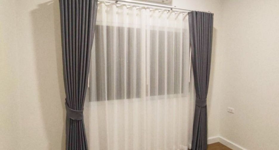 For sale 3 bedrooms townhouse in Bang Phli, Samut Prakan