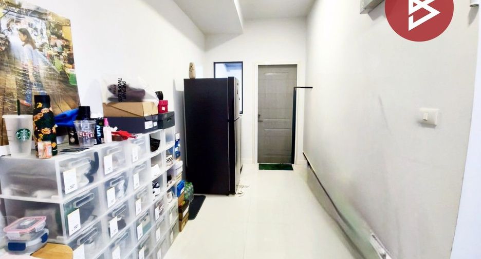 Haus zum Kauf mit 2 Zimmer in Si Racha, Chonburi