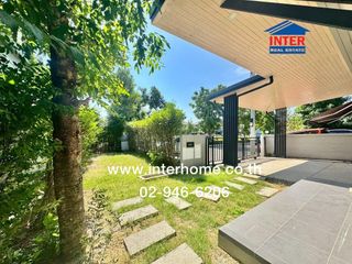 For sale 4 bedrooms house in Mueang Pathum Thani, Pathum Thani