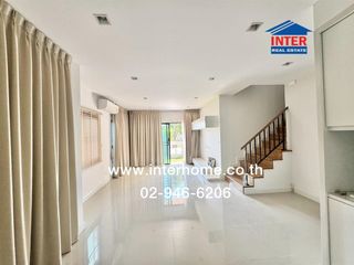 For sale 4 bedrooms house in Mueang Pathum Thani, Pathum Thani