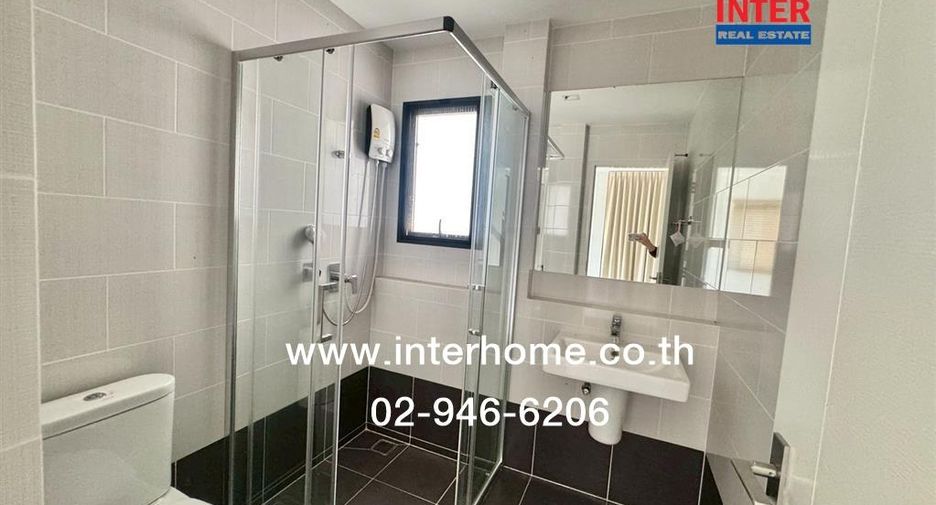 For sale 4 bedrooms house in Mueang Pathum Thani, Pathum Thani