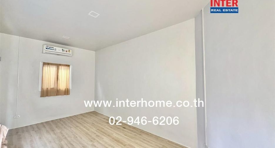 For sale 4 bedrooms house in Mueang Pathum Thani, Pathum Thani