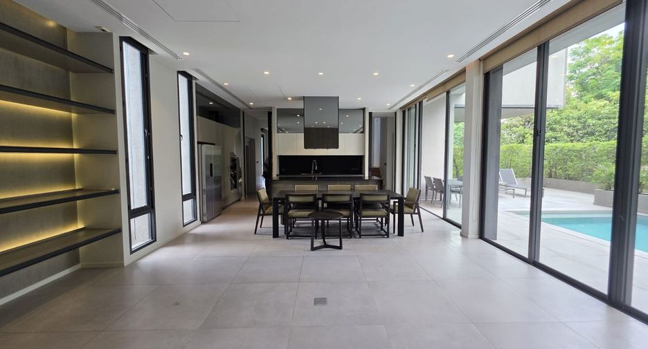 Casa en alquiler de 4 habitaciones en Watthana, Bangkok