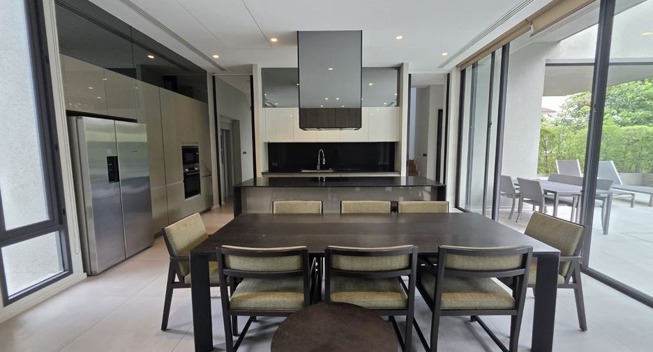 Casa en alquiler de 4 habitaciones en Watthana, Bangkok