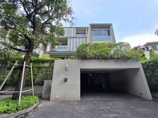 Casa en alquiler de 4 habitaciones en Watthana, Bangkok