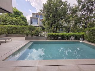 Casa en alquiler de 4 habitaciones en Watthana, Bangkok